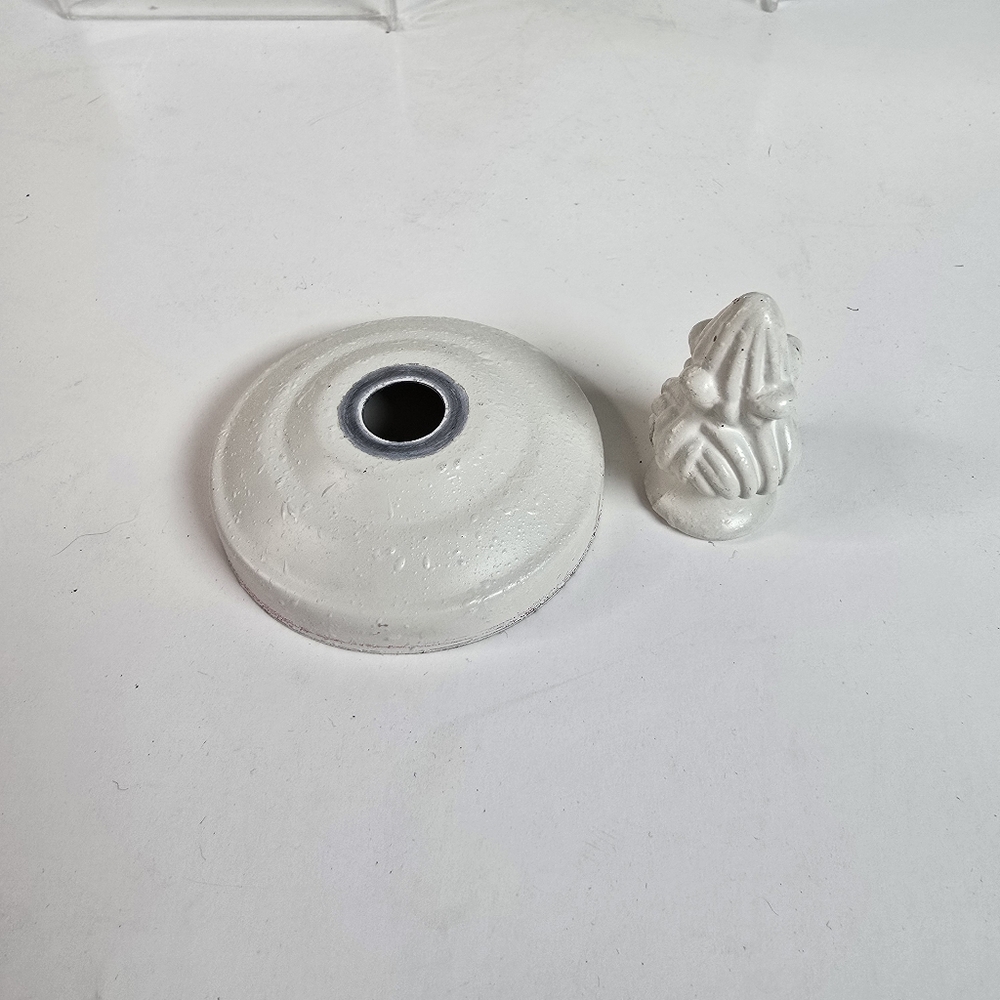 Light Fixture - Picture 6 of 8
